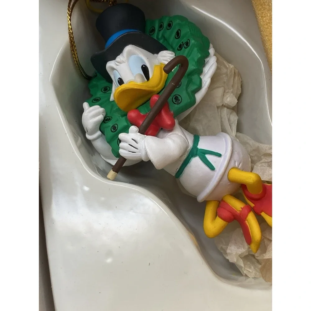 Vintage Disney Grolier DCA Scrooge McDuck Money Wreath Christmas Ornament